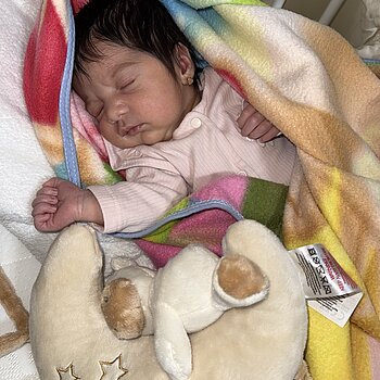 Nu ne despărțim de luna.