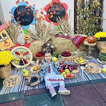 Toamna ne-a surprins cu a ei paletă de culori, dar tu ești nuanța magică!