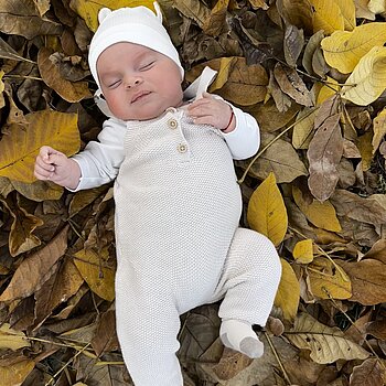 Magia Toameni noi am surprins-o prin plapuma pufoasă a frunzelor!