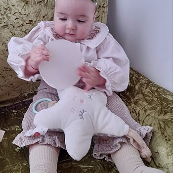 Cu steluța cântăcioasă