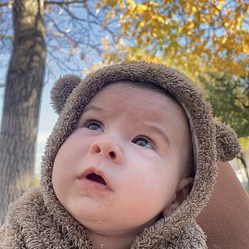 Uimită de toate culorile din jur 🧡