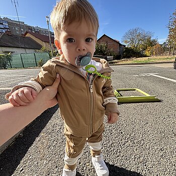 Isaac își dorește foarte mult să câștige acest concurs, deoarece adoră HiPP