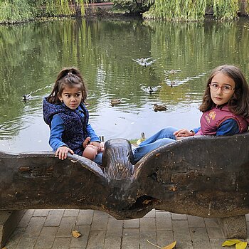 Fetițele mele iubesc natura! 💞💞💞